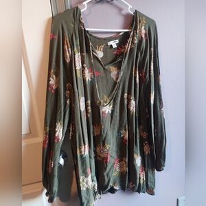 Sonoma 3x Dark Green Floral Blouse
